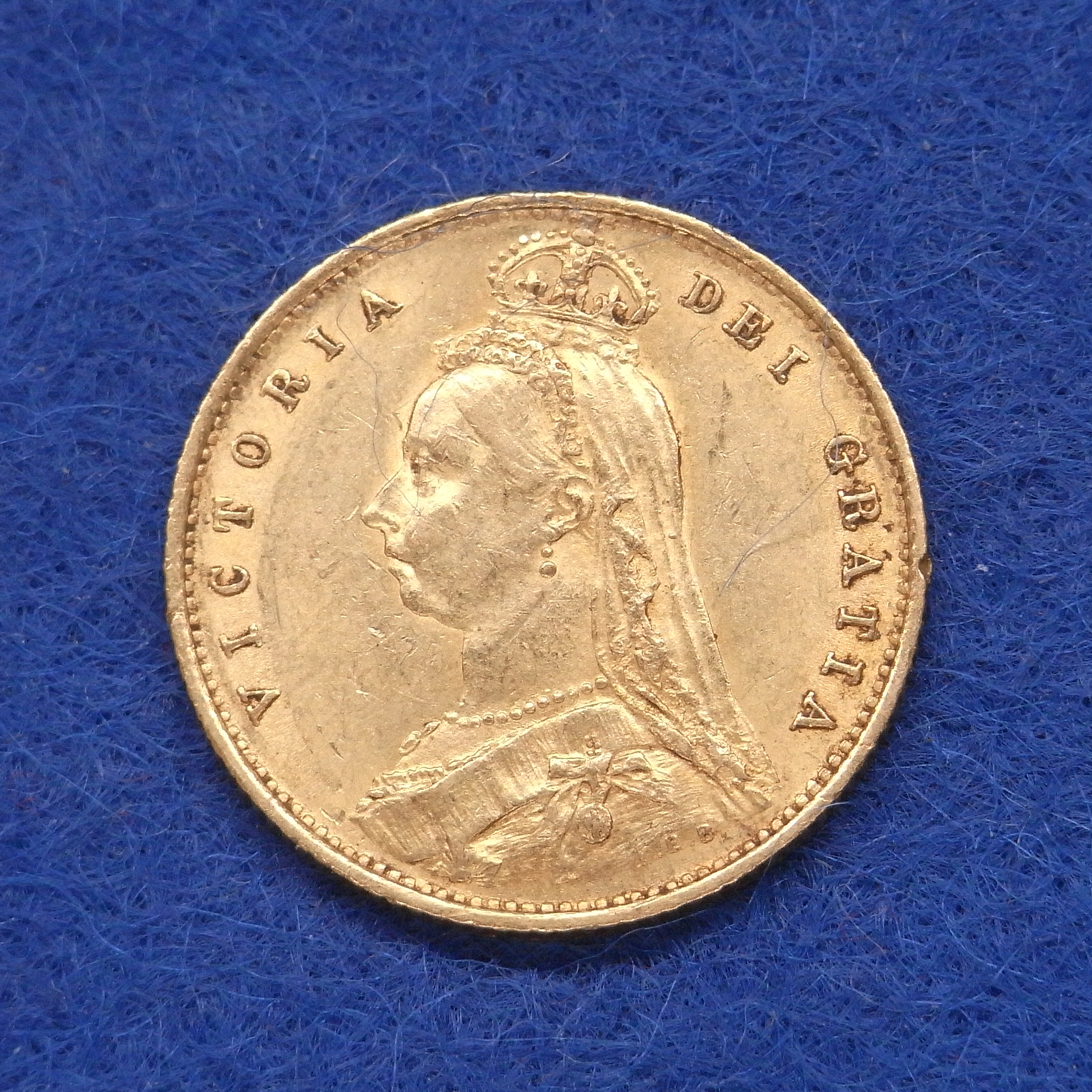 1/2 Souverain Shield 1887