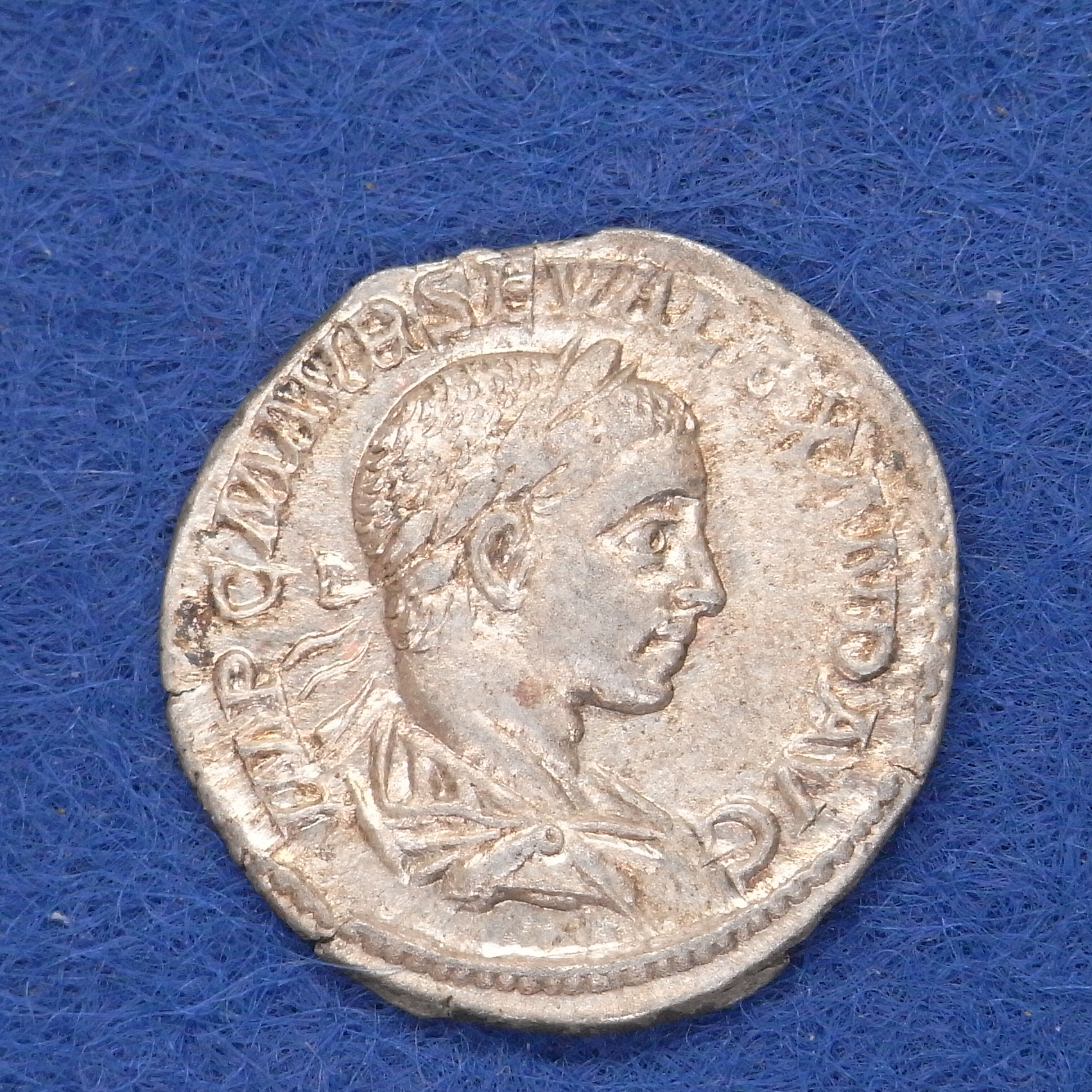 Denier Alexandre Severe