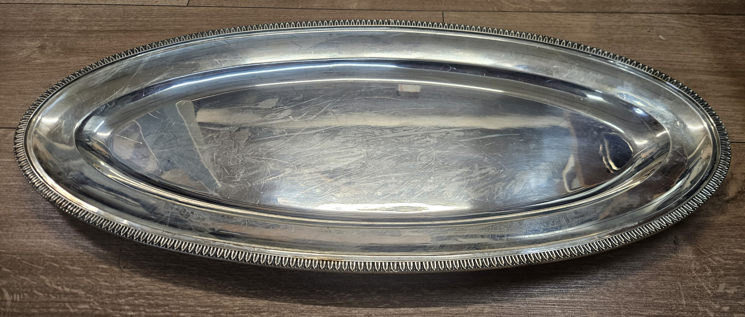 Plateau pour poisson en argent 800